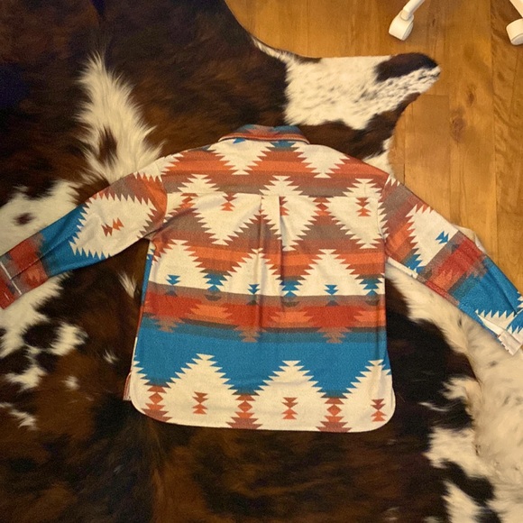Aztec vibe fall button down shirt - Picture 5 of 6